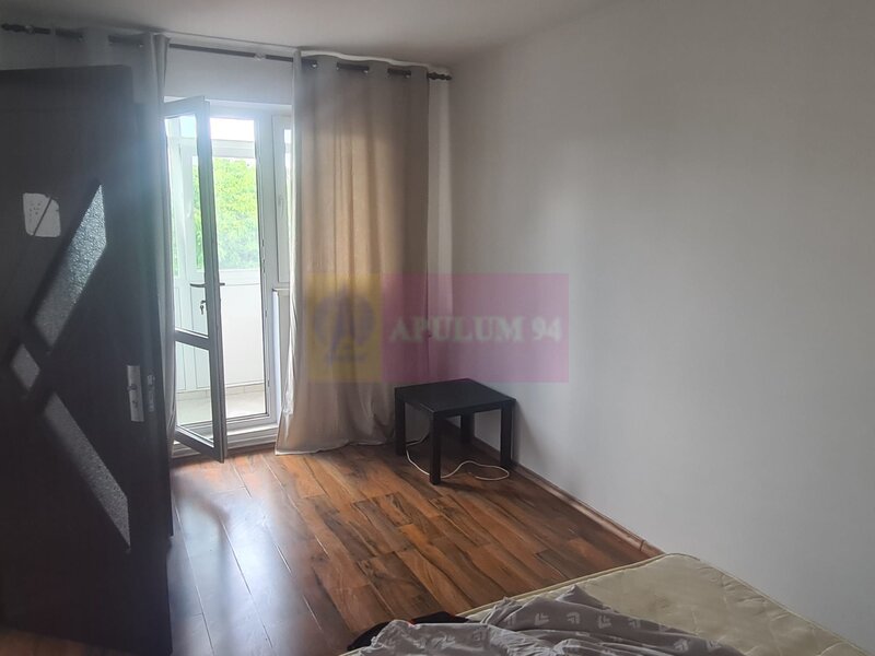 Apartament cu 2 camere de vanzare in Campina
